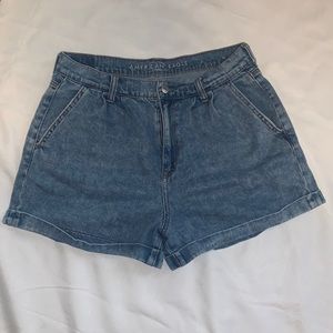 American eagle mom shorts